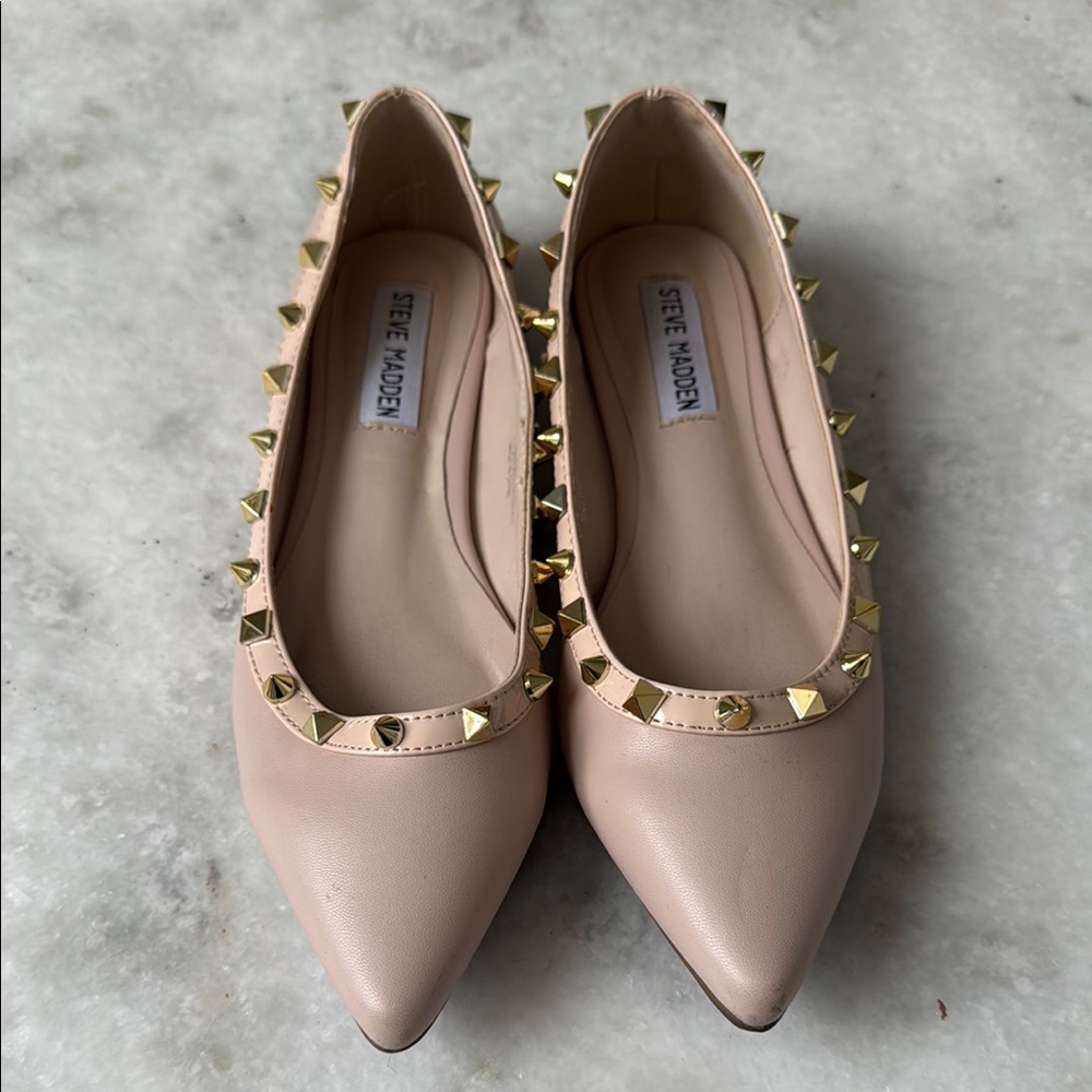 Steve Madden Pink Gold Studded Flats